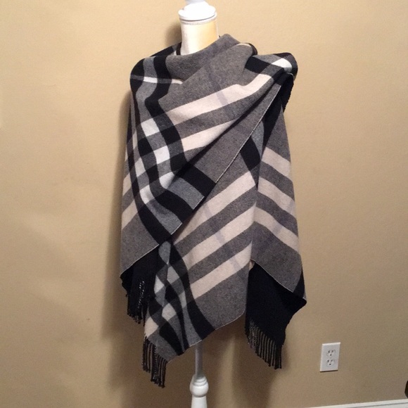 burberry merino wool cape